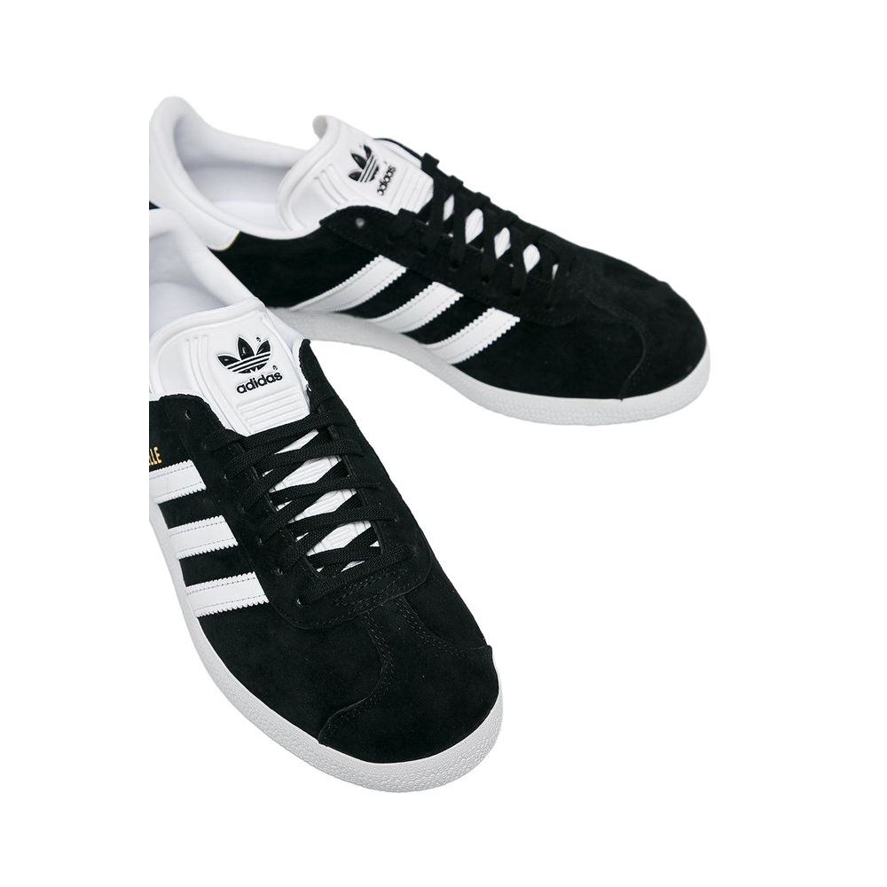 Black Leather Low Top Sneakers